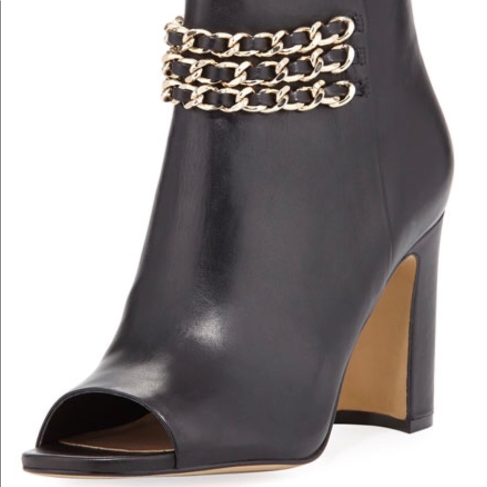 New Karl Lagerfeld Paris Elora Heeled booties 9.5